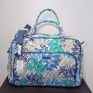 NWT Vera Bradley Weekender in Santiago